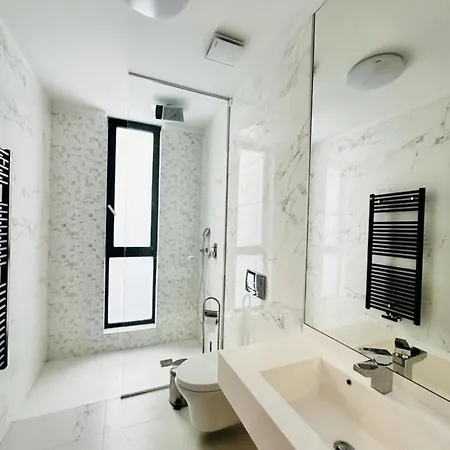 Apartment Neo Luxury By One